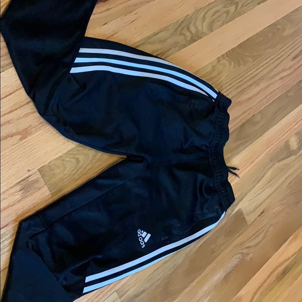 Adidas sweatpants